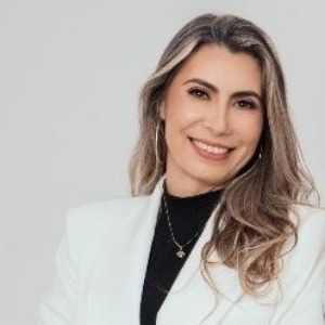 Speaker at Infectious Diseases Conference - Idessania Nazareth Costa